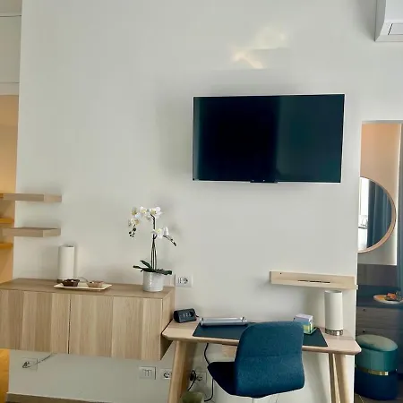 King'S Suite - Quiet And Refined In The Heart Of Milano Esterno foto
